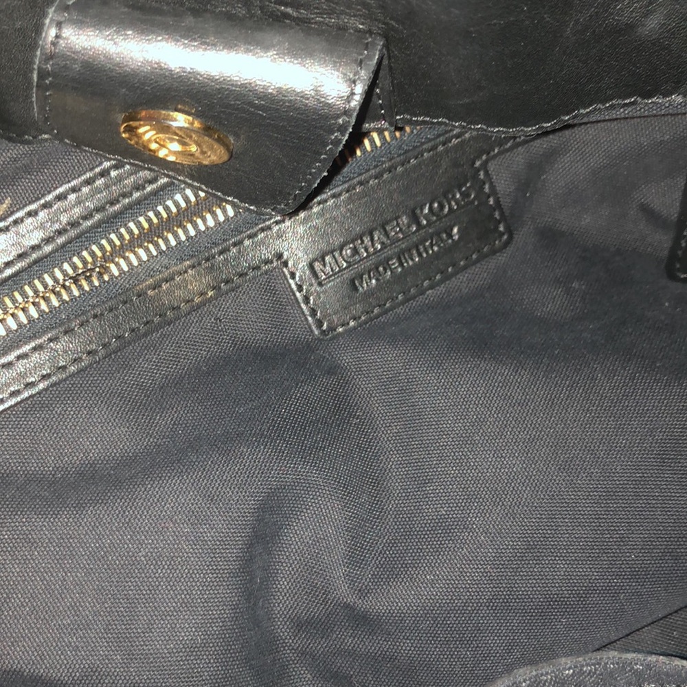 Michael Kors "Beverly" Large Black Leather Gold Hobo Satchel Tote Bag - Picture 9 of 12